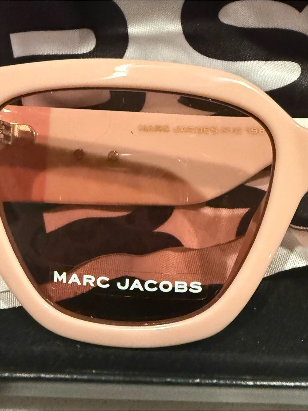 Marc Jacobs fashion forward